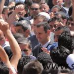 Syria: Assad visits University in Damascus